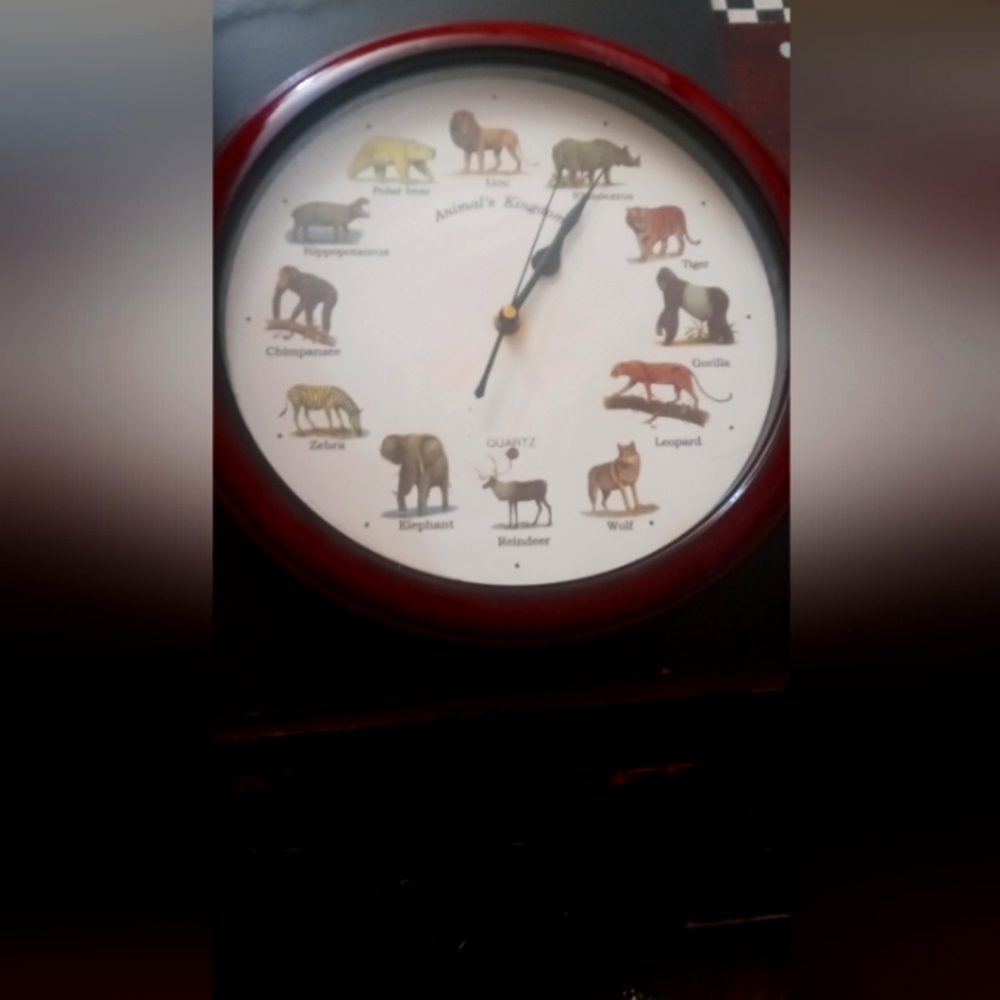 Animal Kingdom Wall Clock - Brown Frame (imperfection on glass a single crack )